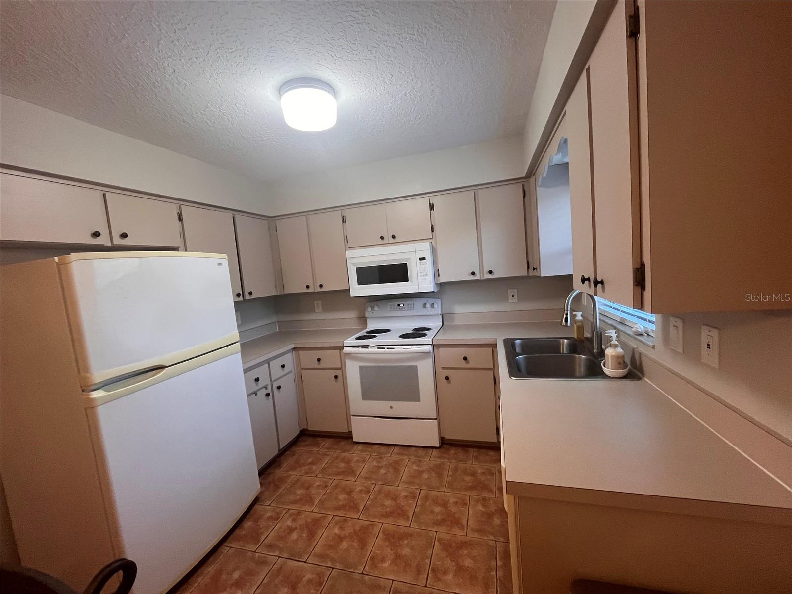 Image 8 of 30 For 312 Deborah Avenue