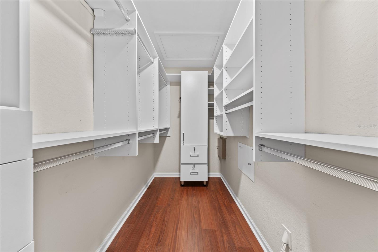 Image 32 of 62 For 6906 Hochad Drive