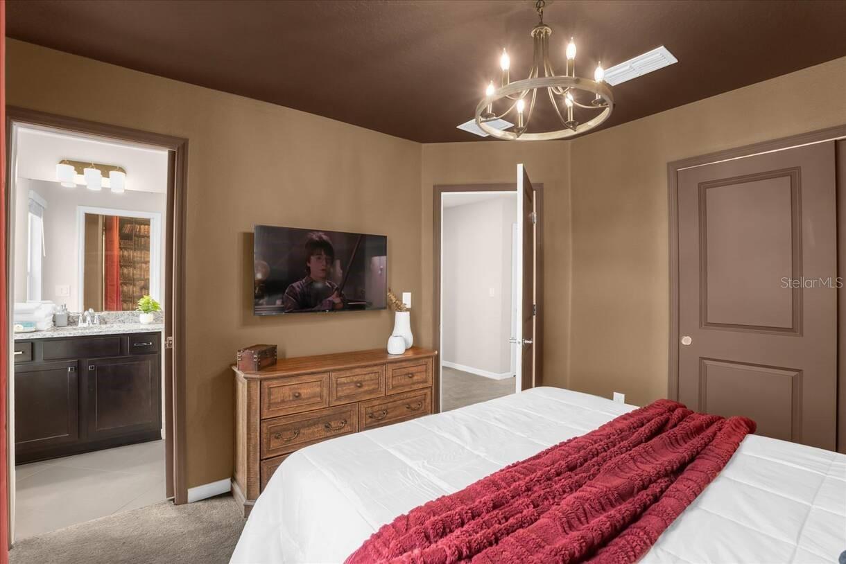 Image 19 of 45 For 16225 Saint Kitts Circle