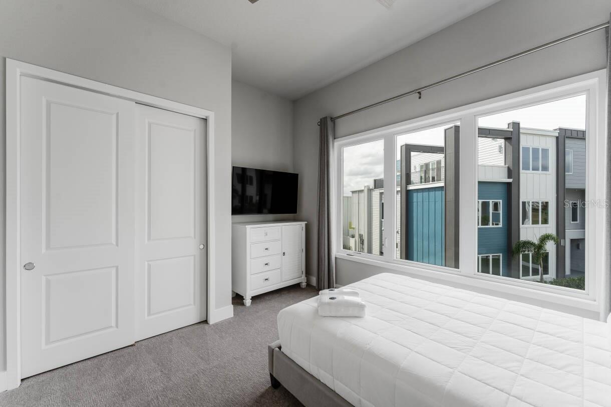 Image 21 of 40 For 7760 Sandy Ridge Drive 226