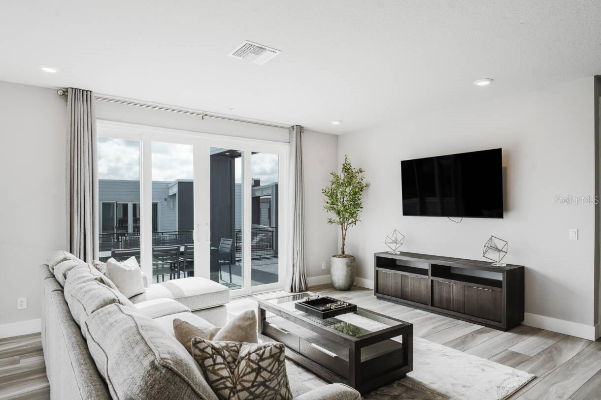 Image 31 of 40 For 7760 Sandy Ridge Drive 226