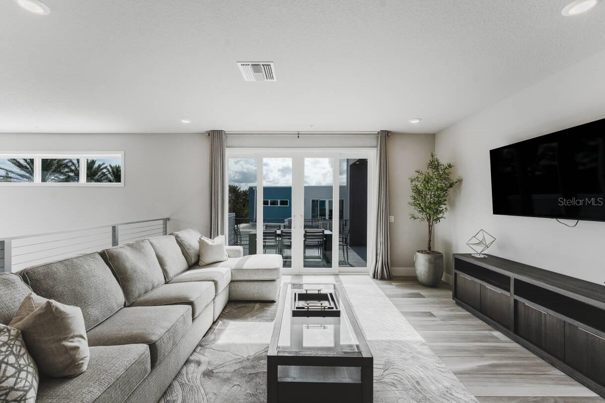 Image 33 of 40 For 7760 Sandy Ridge Drive 226