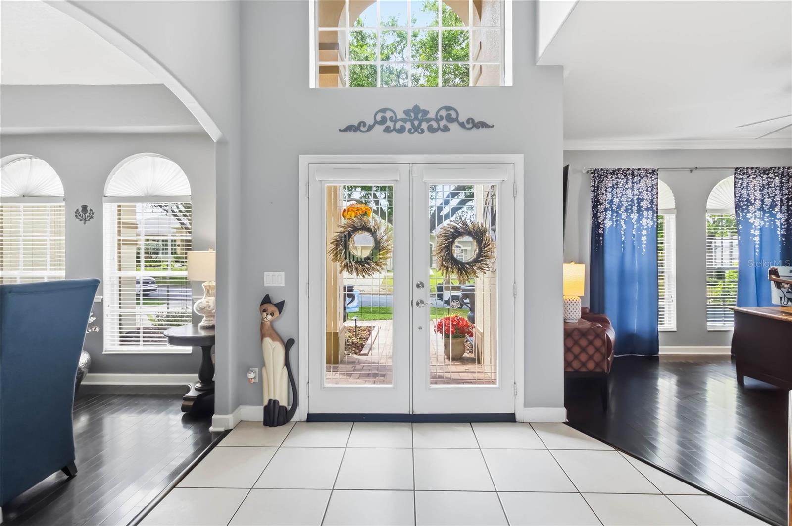 Image 2 of 39 For 1925 Breezy Hill Drive Windermere F