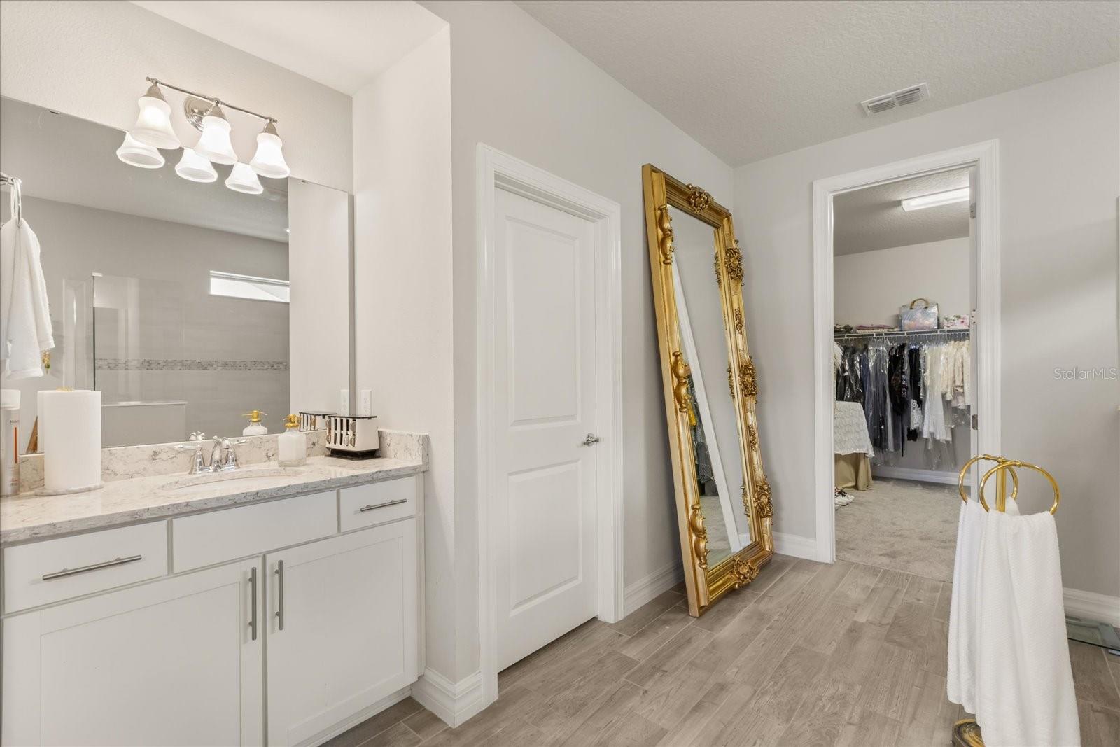 Image 17 of 37 For 11364 Lemon Lake Boulevard