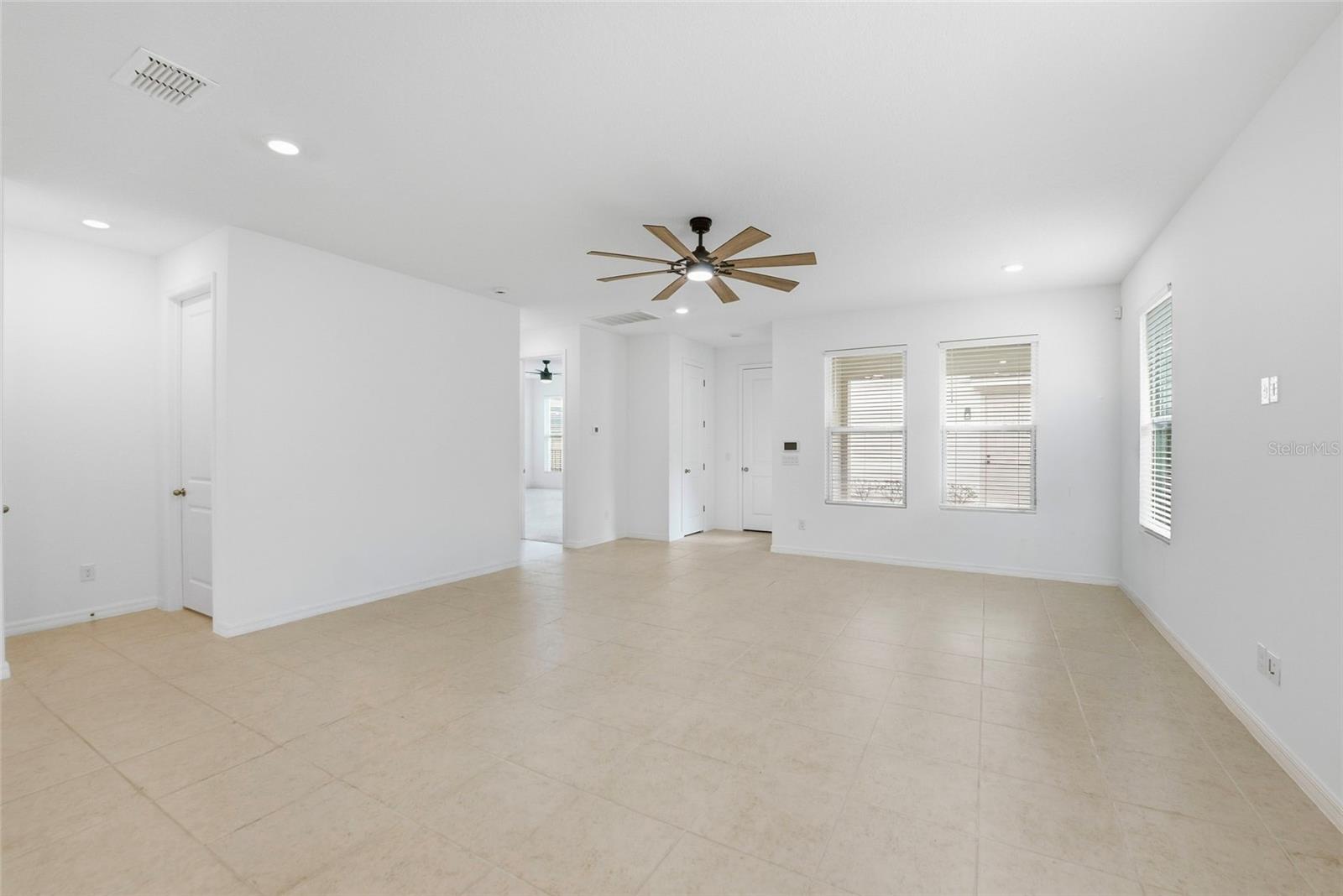 Image 18 of 35 For 6550 Barnstorm Way