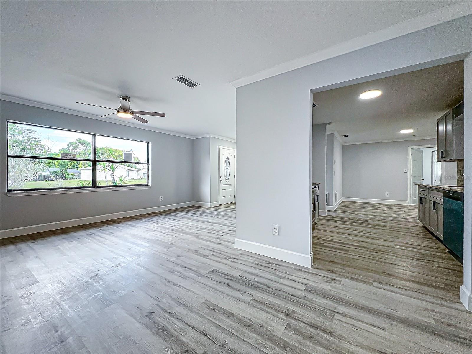 Image 15 of 35 For 3230 Caulfield Street