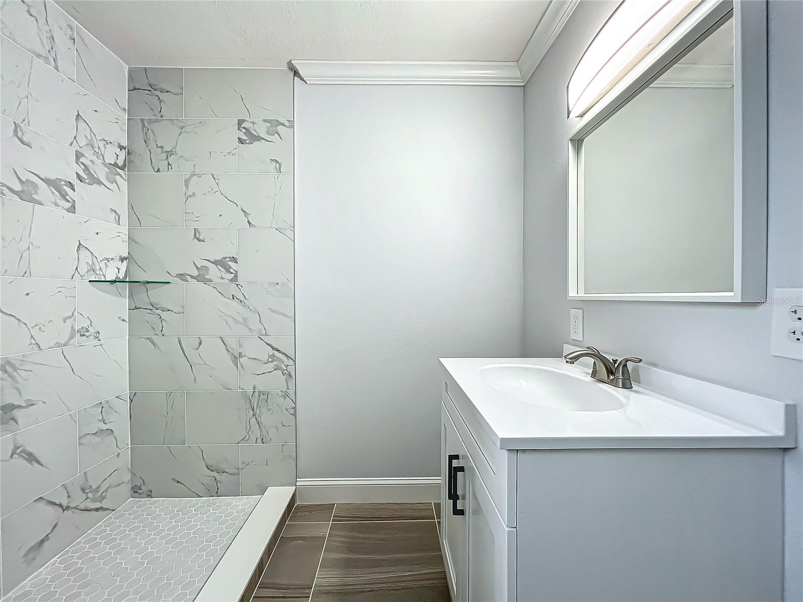 Image 24 of 35 For 3230 Caulfield Street