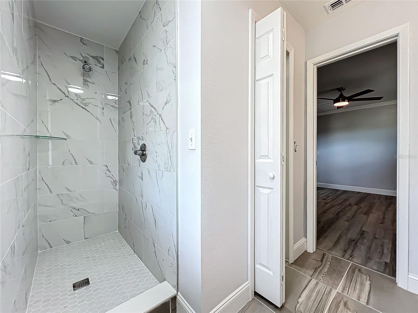 Image 33 of 35 For 3230 Caulfield Street