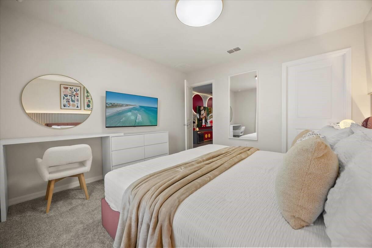 Image 18 of 44 For 15952 Cape Coral Loop