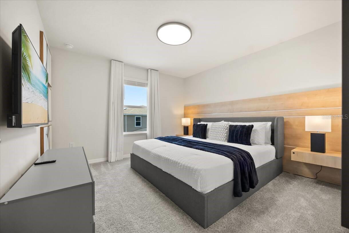 Image 19 of 44 For 15952 Cape Coral Loop