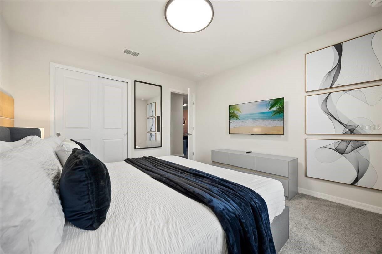 Image 21 of 44 For 15952 Cape Coral Loop