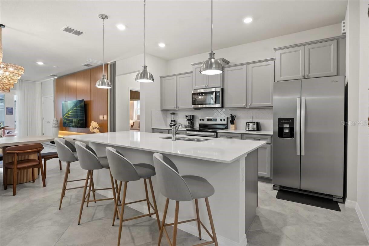 Image 6 of 44 For 15952 Cape Coral Loop