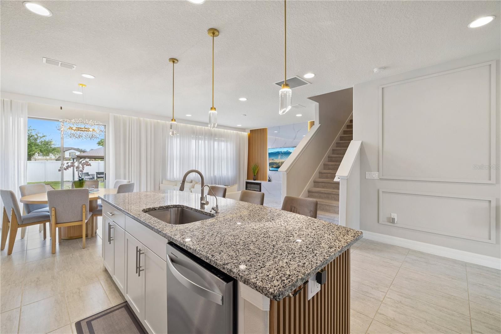 Image 12 of 62 For 1623 Regal River Circle