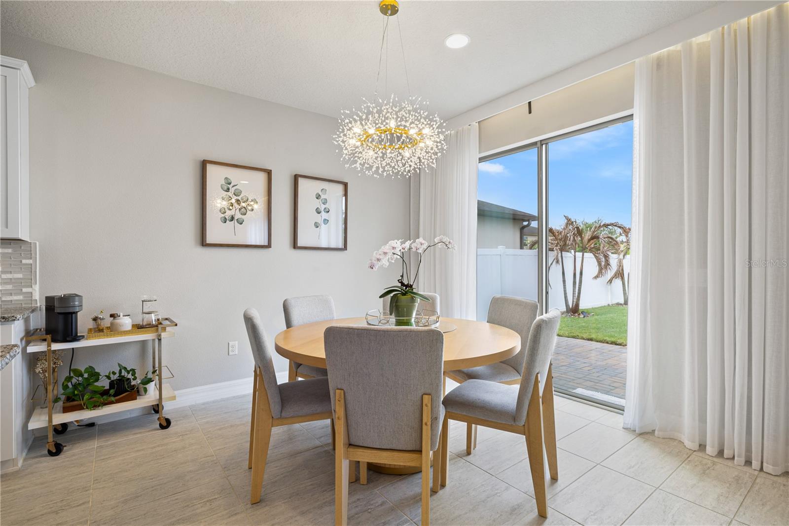 Image 18 of 62 For 1623 Regal River Circle