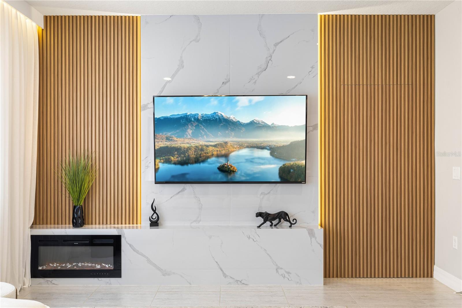 Image 19 of 62 For 1623 Regal River Circle