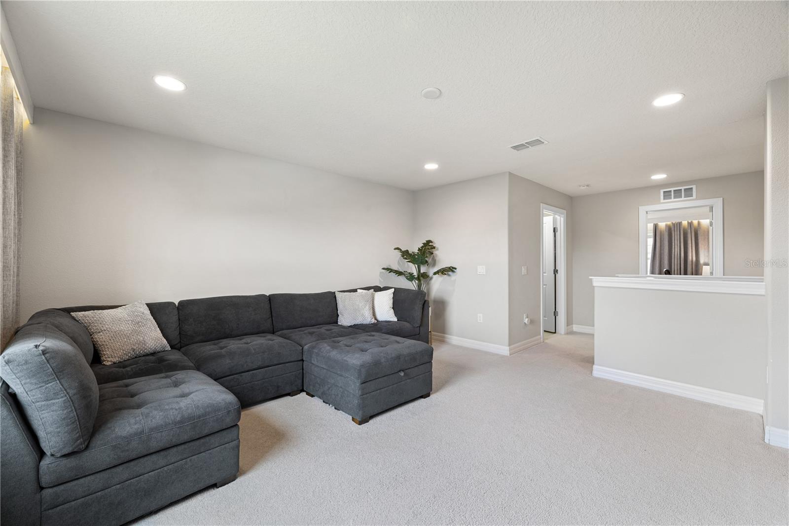 Image 31 of 62 For 1623 Regal River Circle