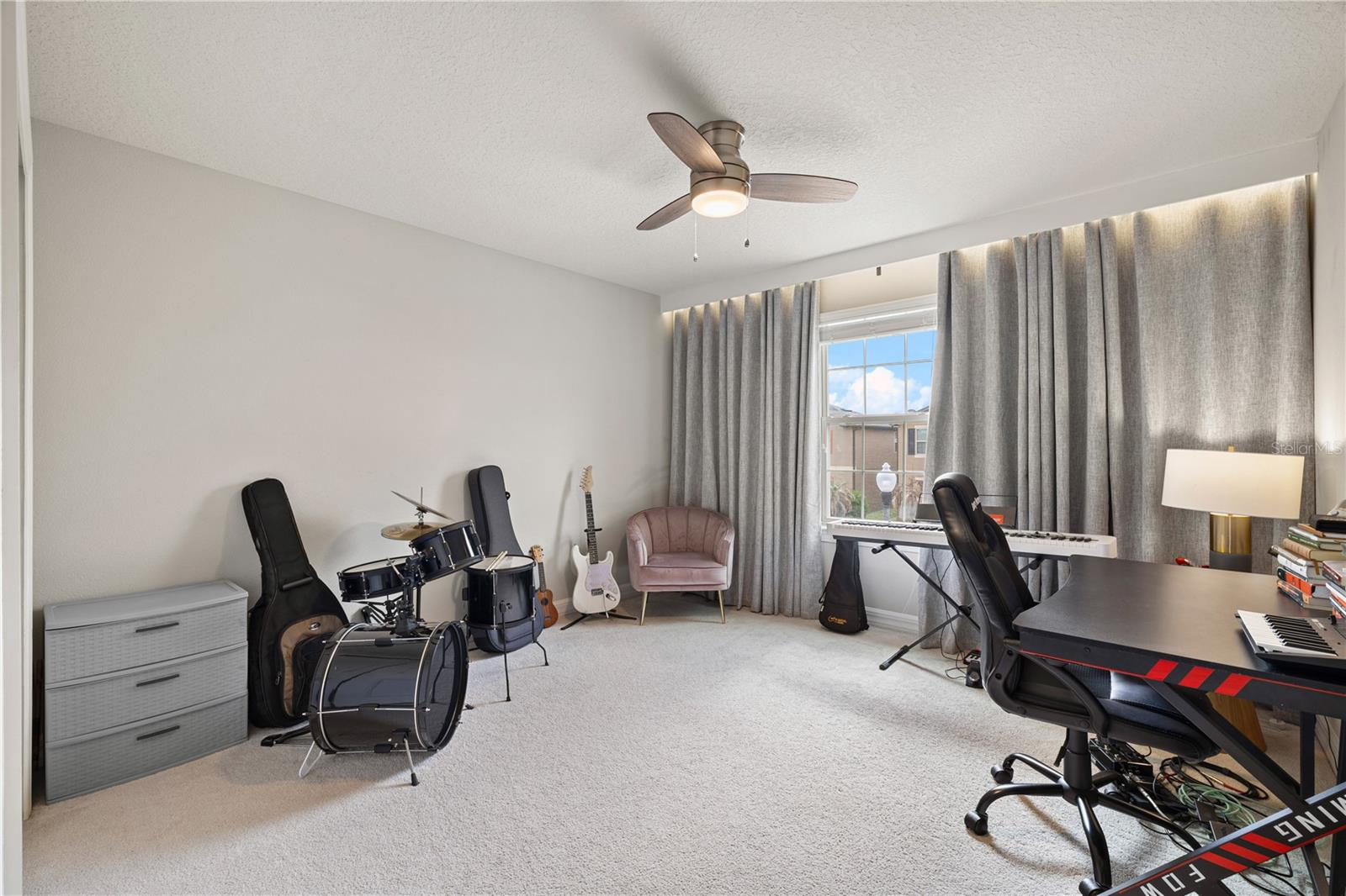 Image 33 of 62 For 1623 Regal River Circle