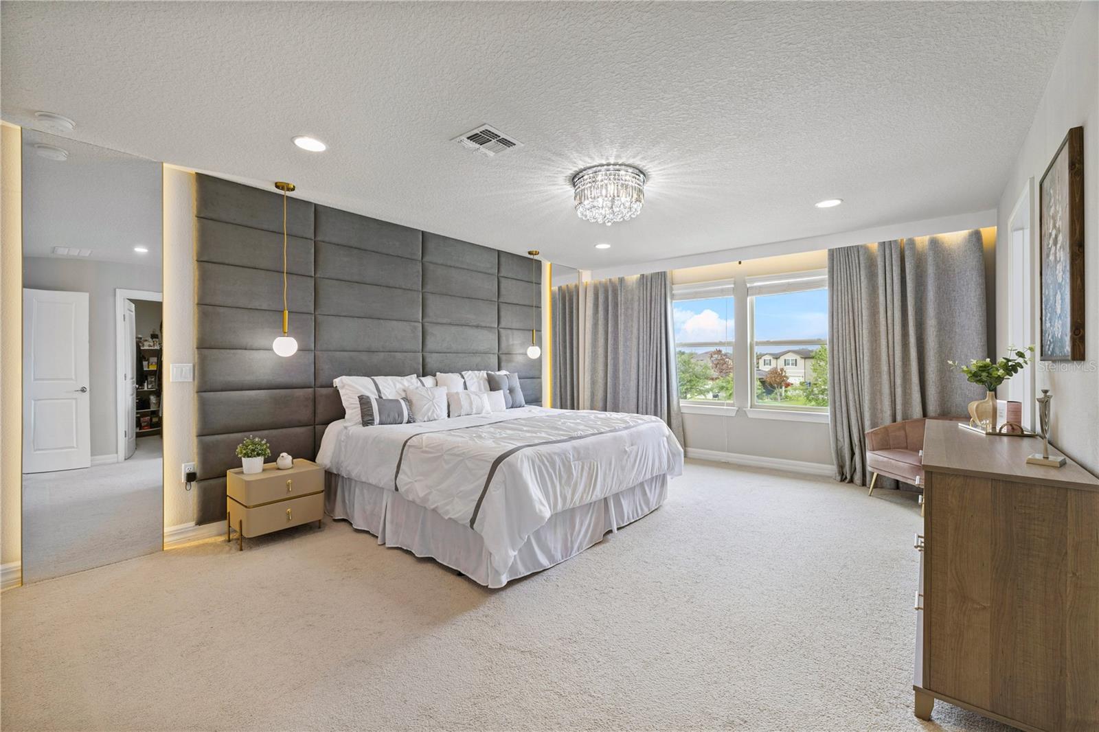 Image 41 of 62 For 1623 Regal River Circle