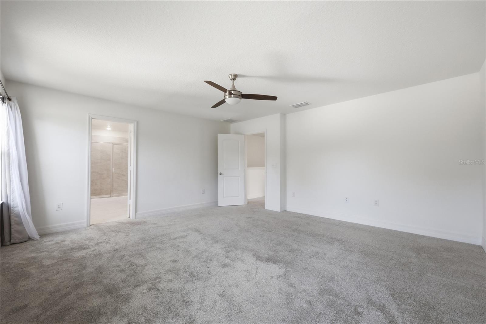 Image 14 of 35 For 1096 Papaya Circle