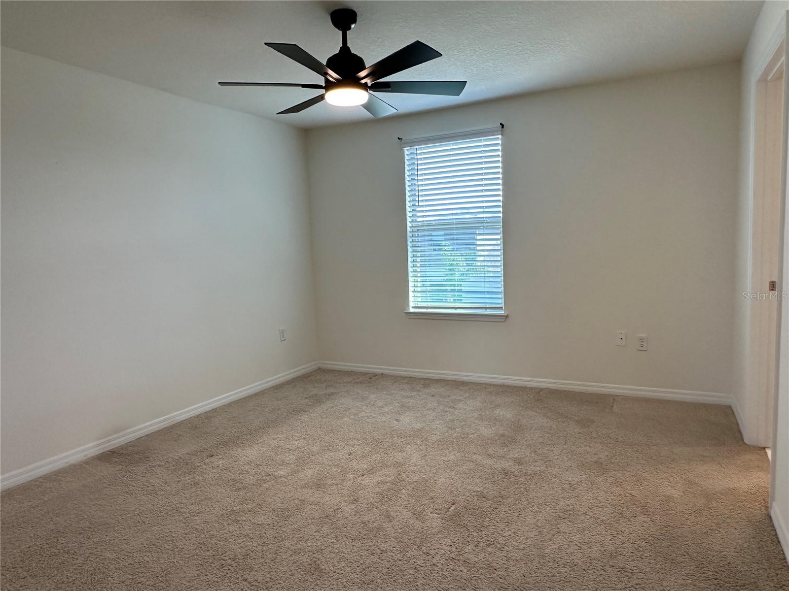 Image 11 of 23 For 13170 Bounty Avenue