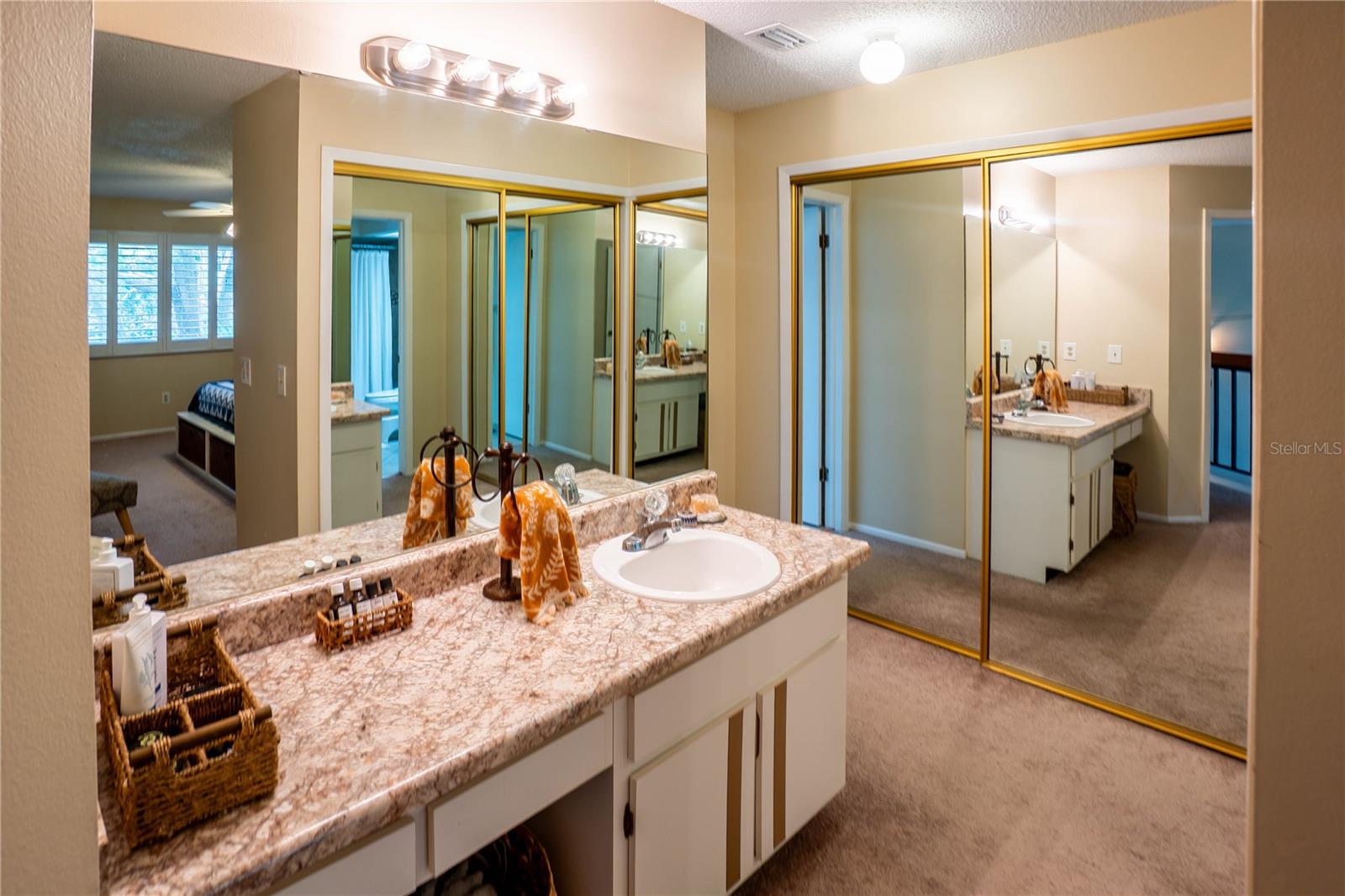 Image 14 of 23 For 451 Stanton Place