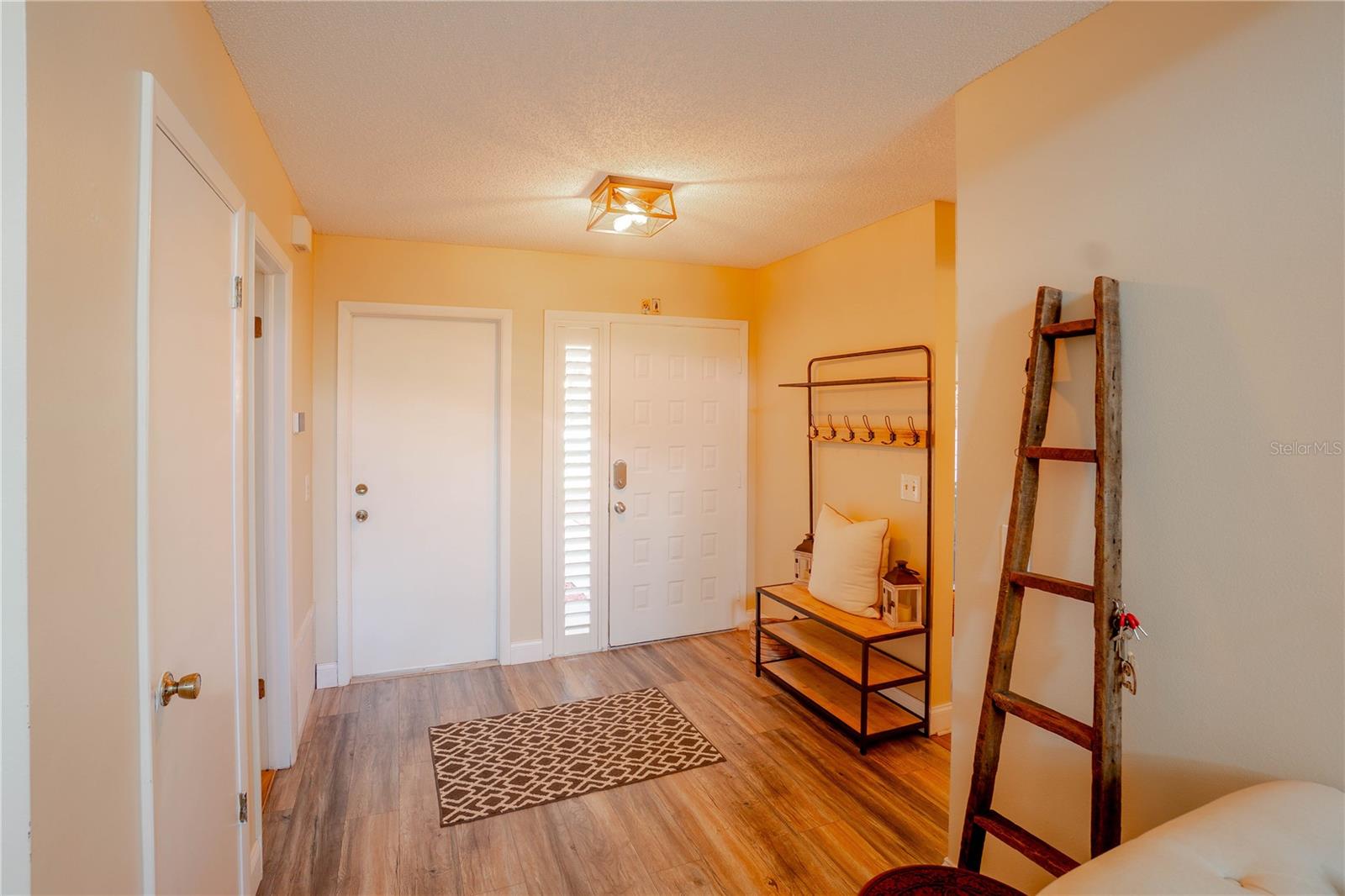 Image 4 of 23 For 451 Stanton Place