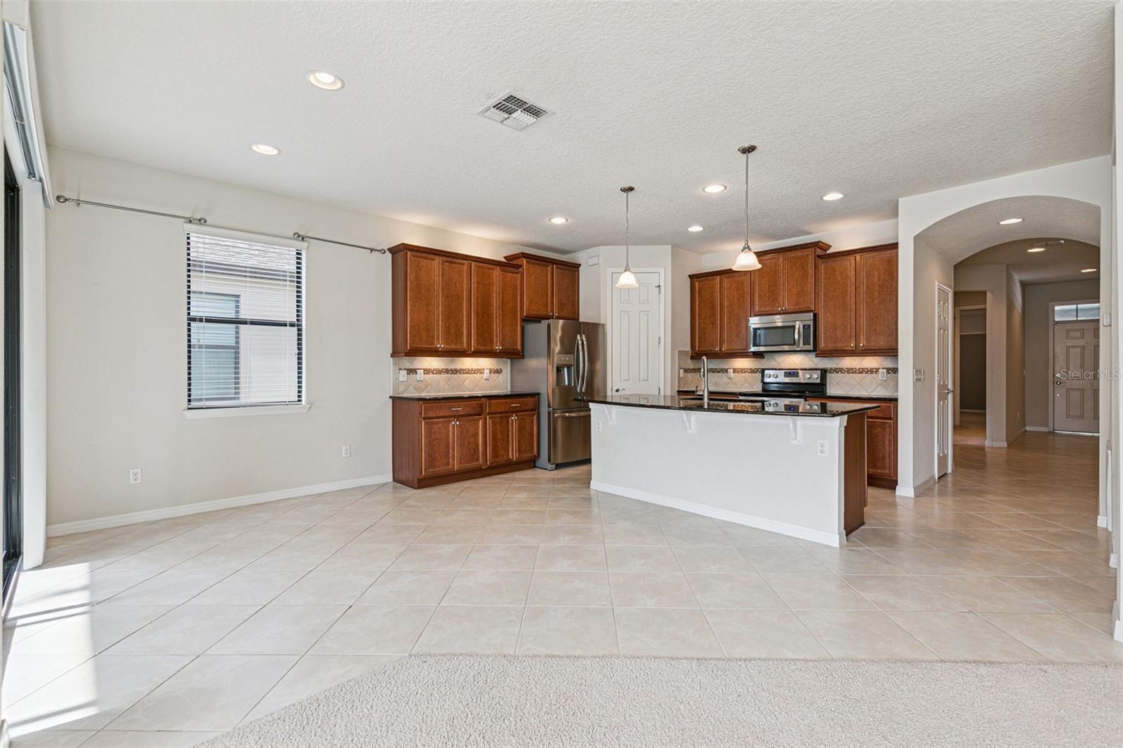 Image 10 of 33 For 7137 Beek Street