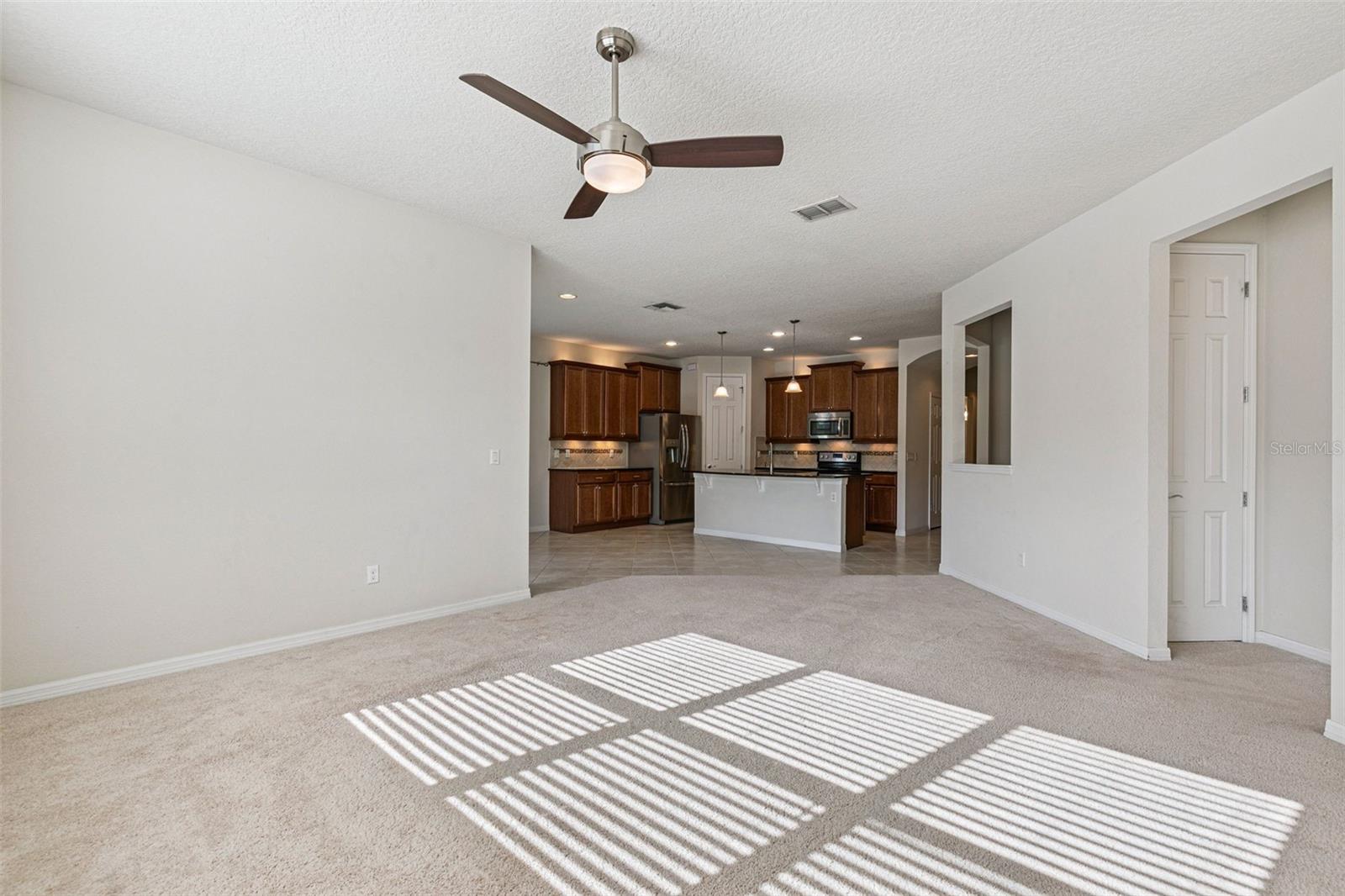 Image 16 of 33 For 7137 Beek Street