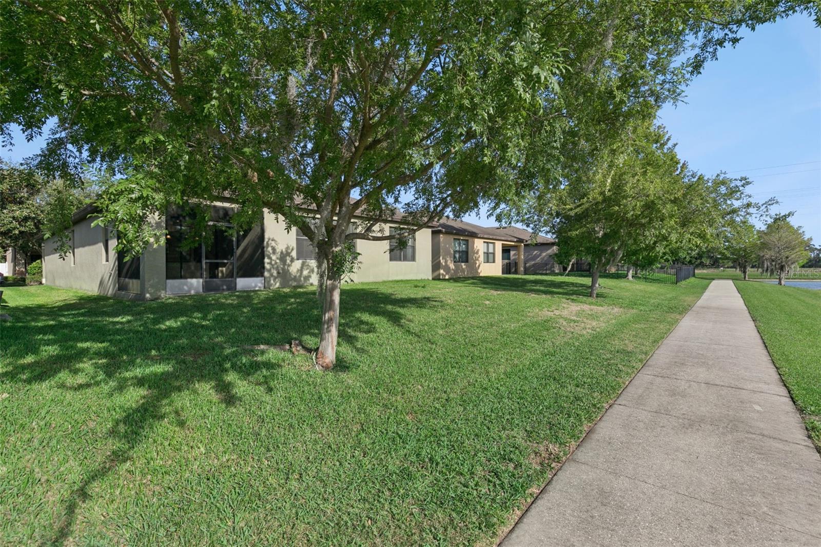 Image 29 of 33 For 7137 Beek Street