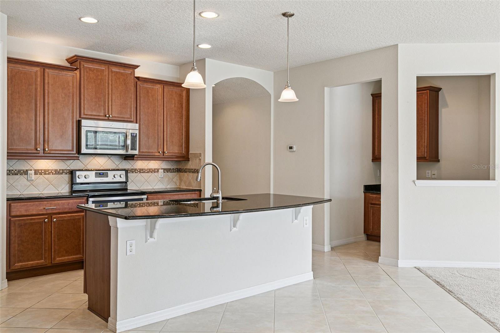 Image 8 of 33 For 7137 Beek Street