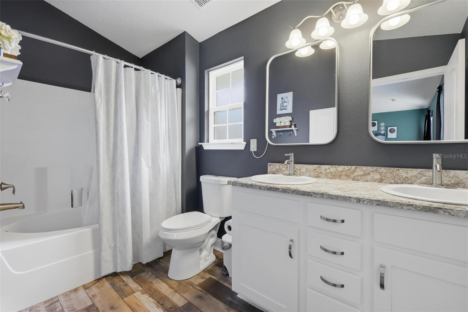 Image 14 of 33 For 1970 Cove Point Road