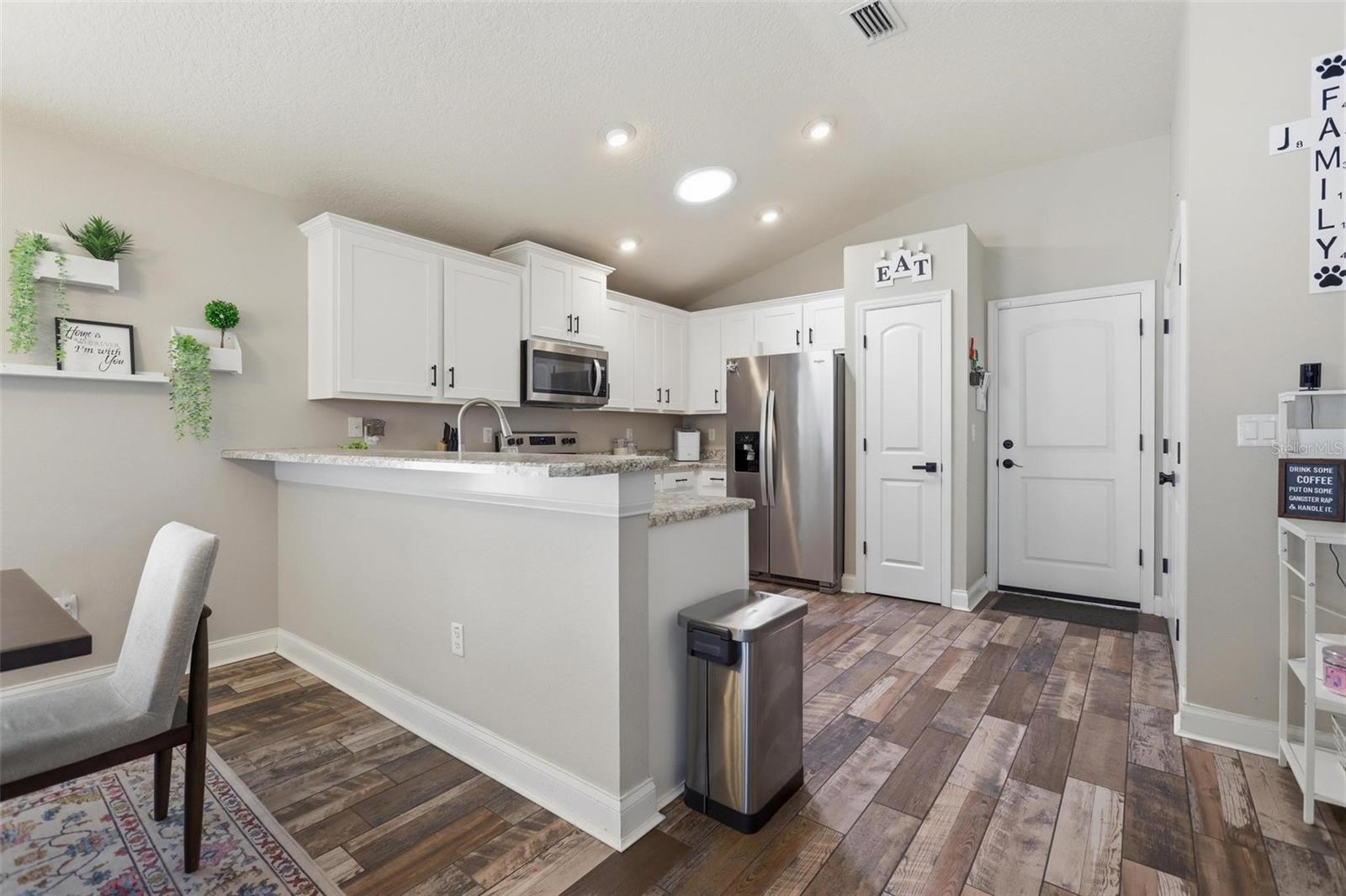 Image 4 of 33 For 1970 Cove Point Road