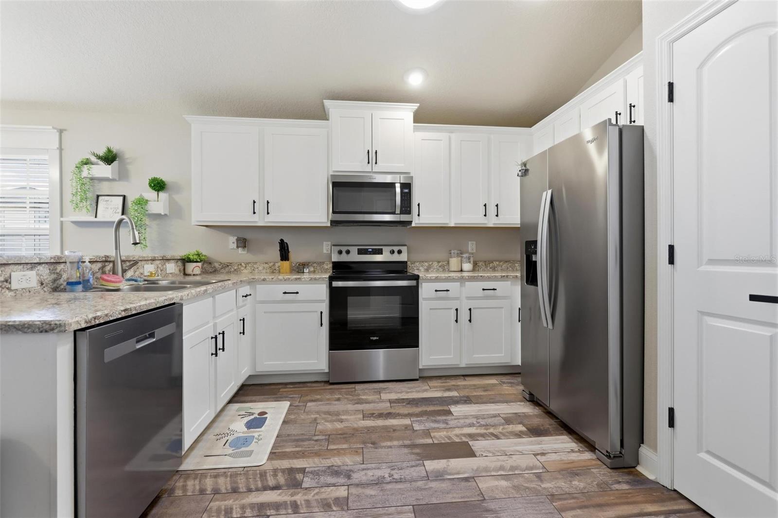 Image 5 of 33 For 1970 Cove Point Road