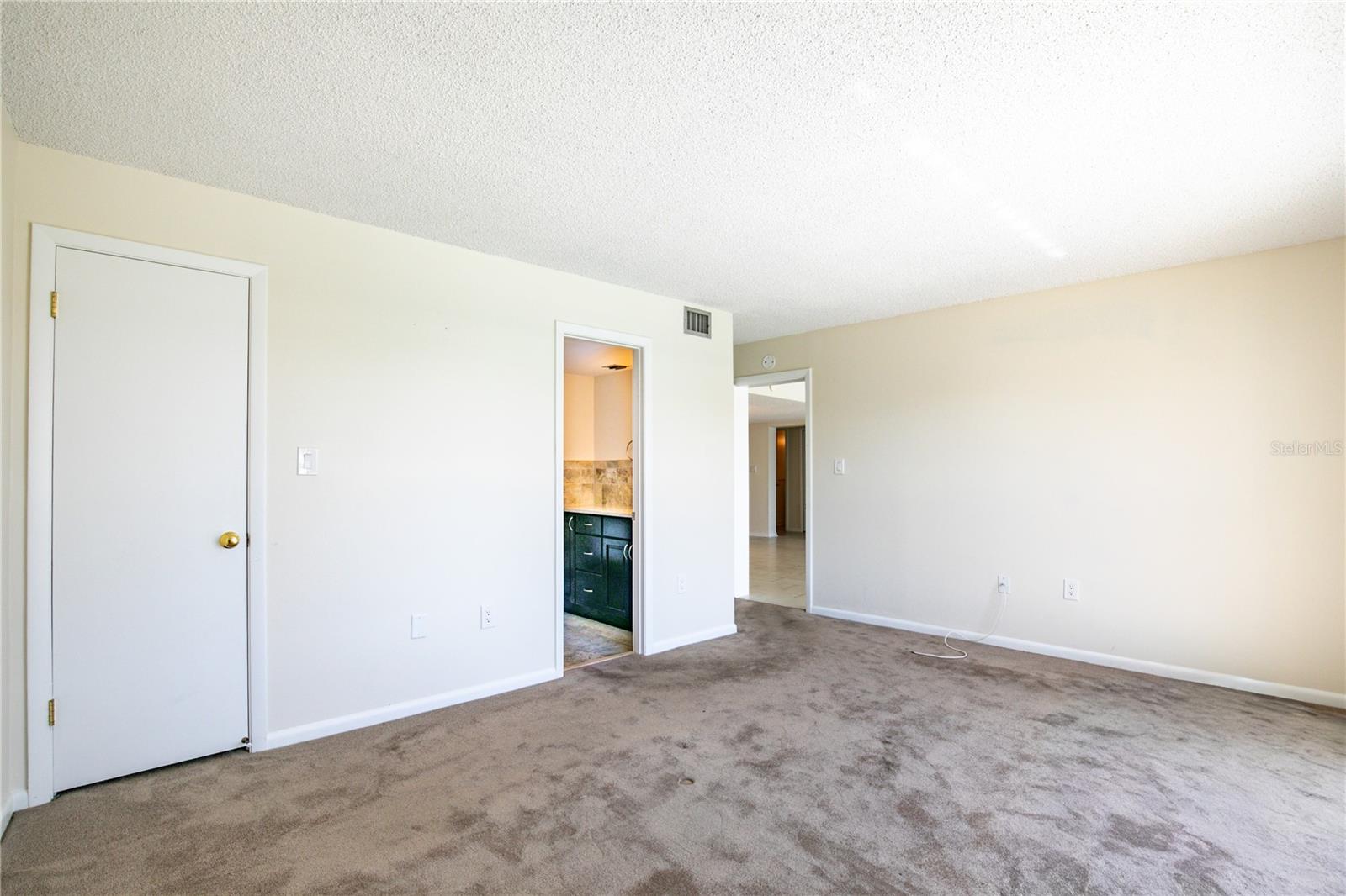 Image 17 of 44 For 601 Mcdonald Street  105