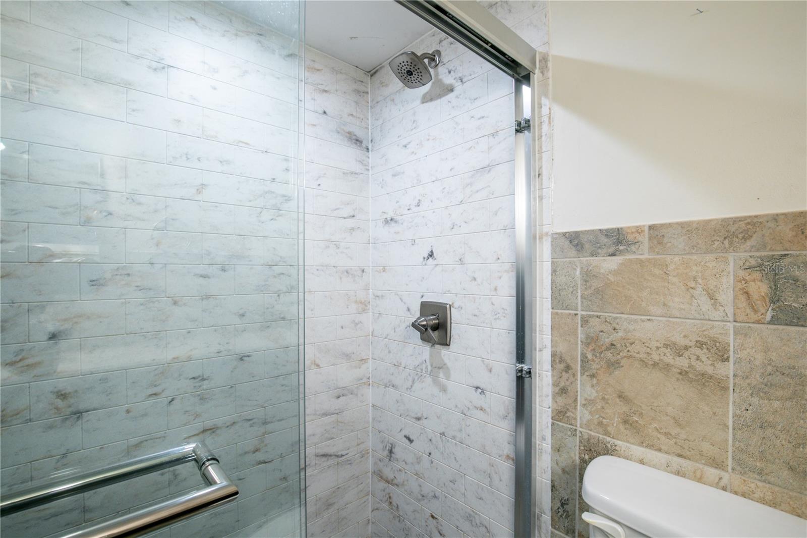 Image 20 of 44 For 601 Mcdonald Street  105