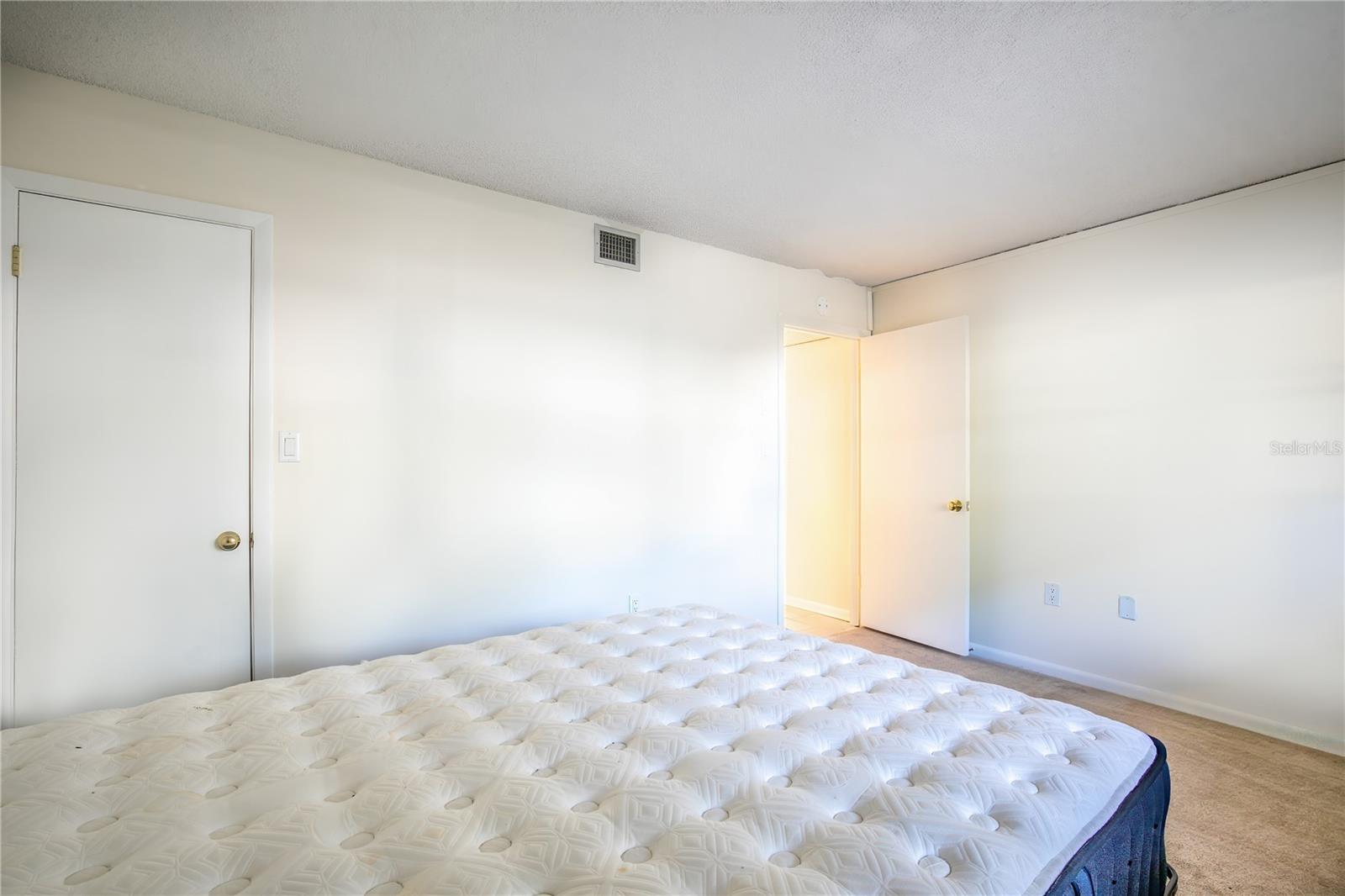 Image 22 of 44 For 601 Mcdonald Street  105