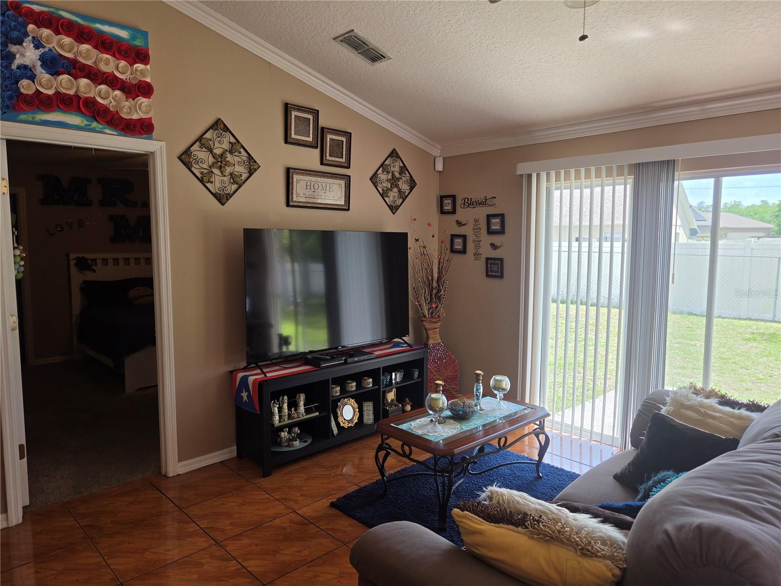 Image 6 of 18 For 447 Lark Court