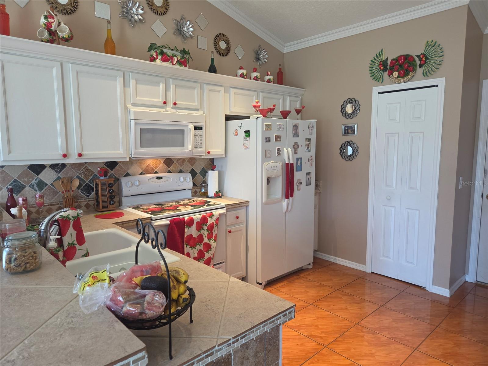 Image 8 of 18 For 447 Lark Court