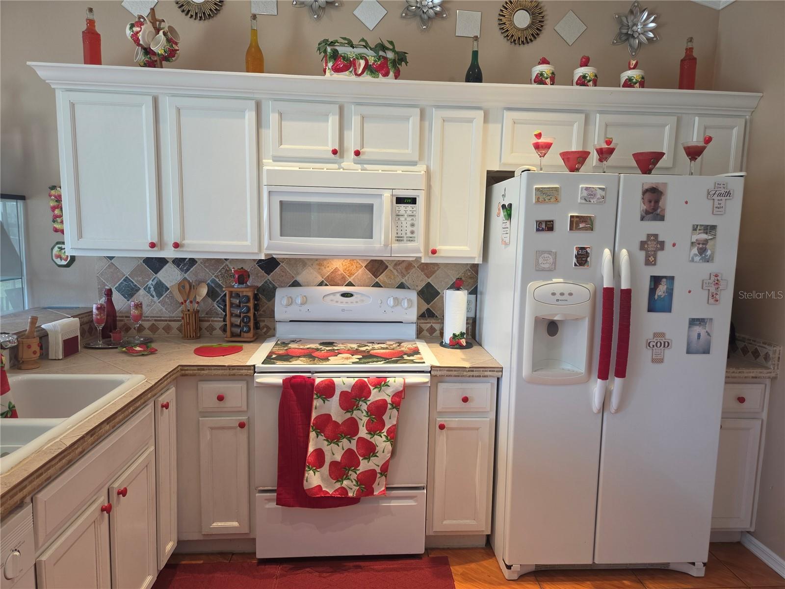 Image 9 of 18 For 447 Lark Court