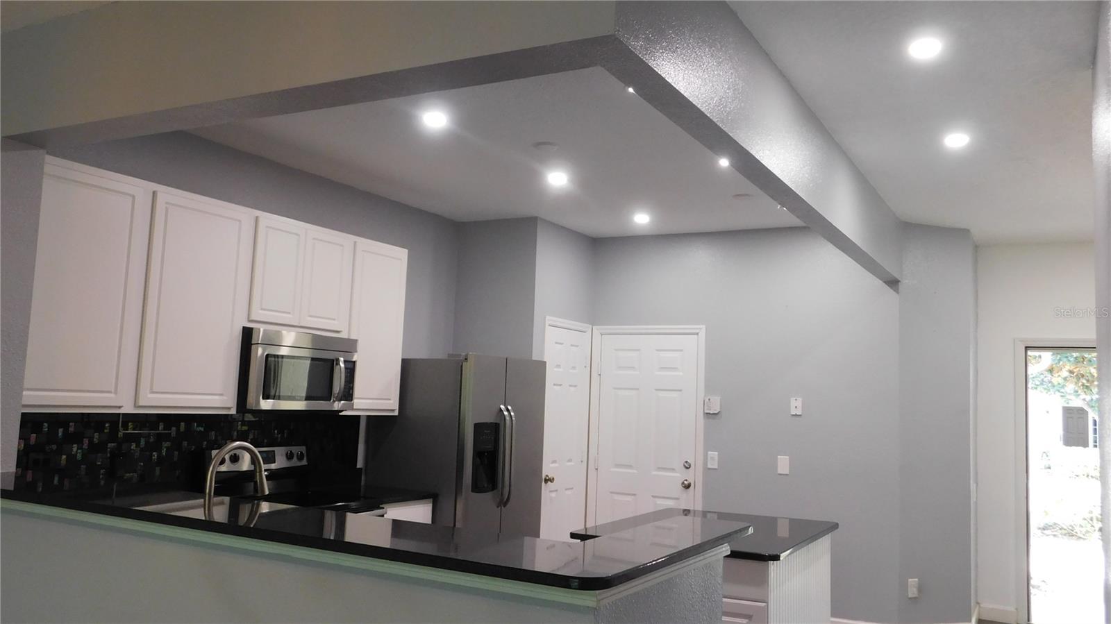 Image 12 of 74 For 1508 Florentino Lane