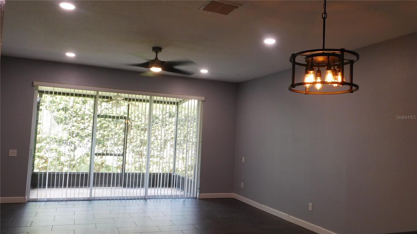 Image 23 of 74 For 1508 Florentino Lane