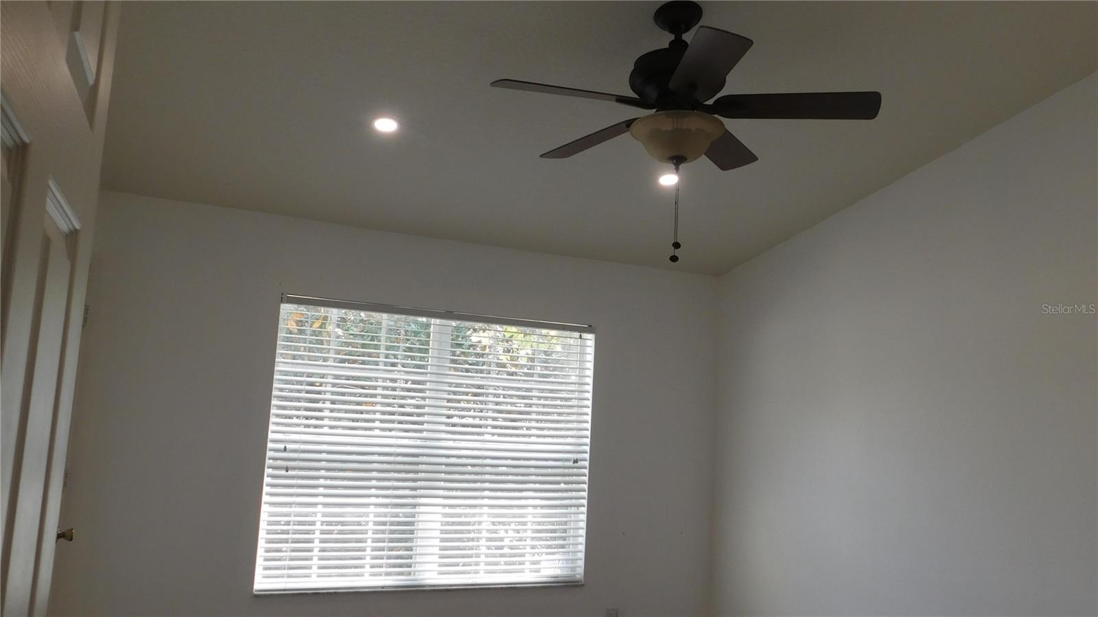 Image 32 of 74 For 1508 Florentino Lane