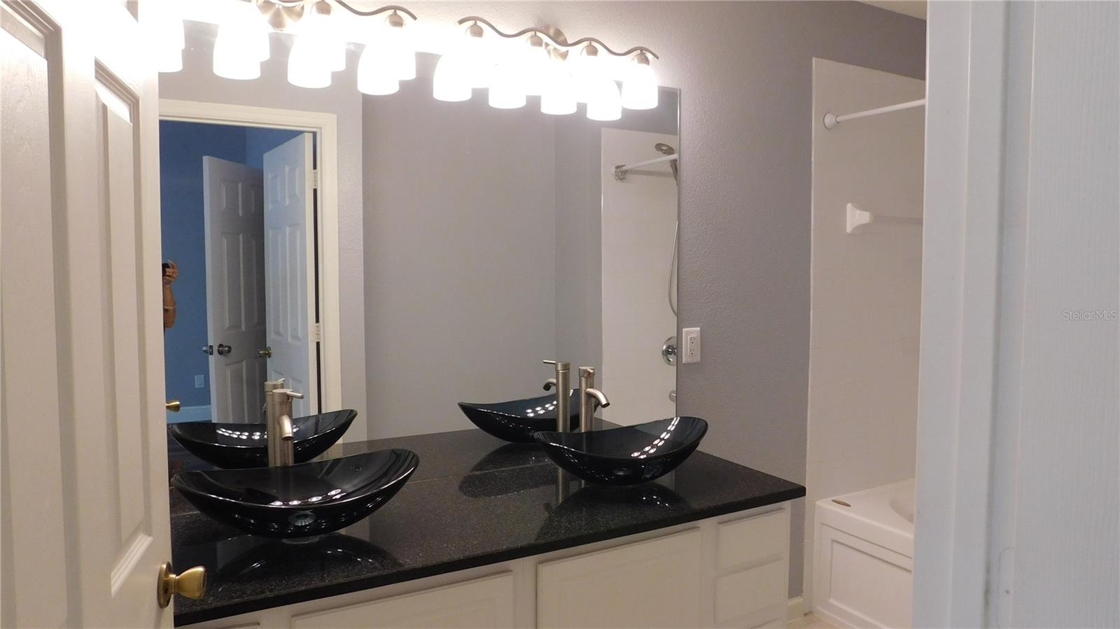 Image 60 of 74 For 1508 Florentino Lane