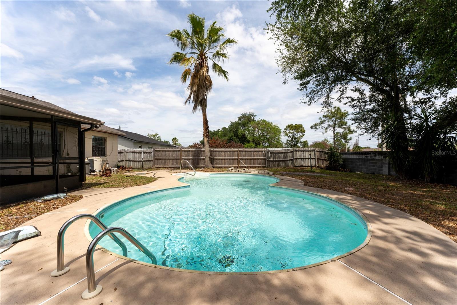 Image 25 of 34 For 5633 Marvell Avenue