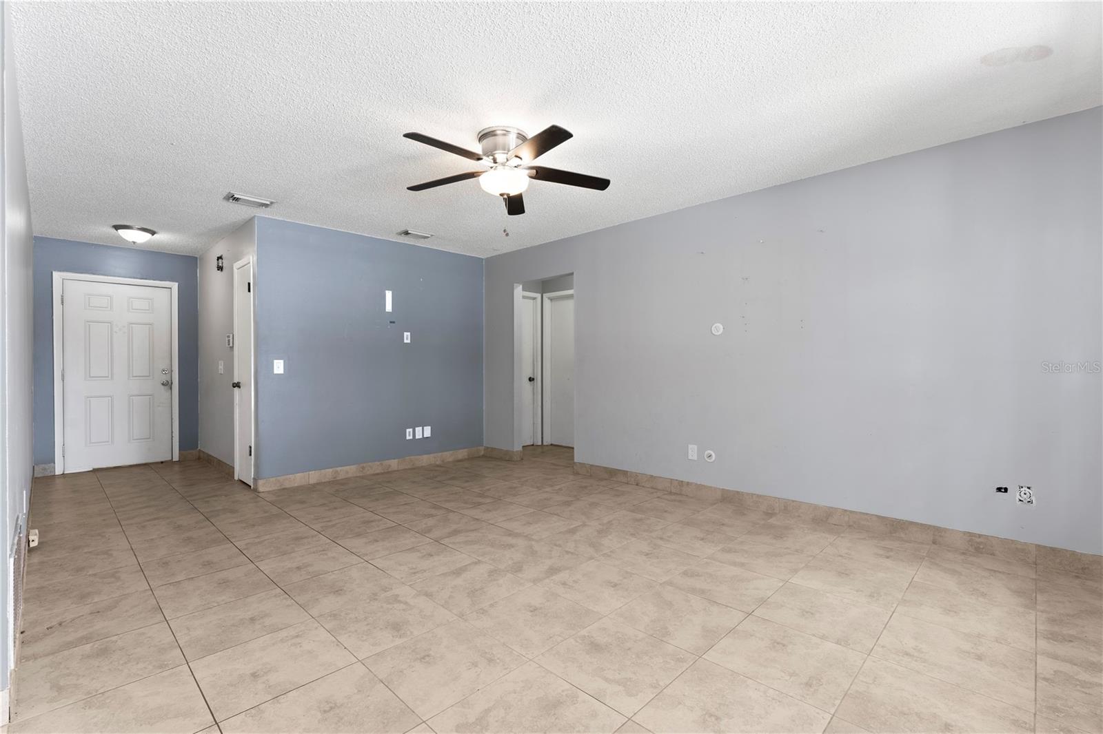 Image 6 of 34 For 5633 Marvell Avenue