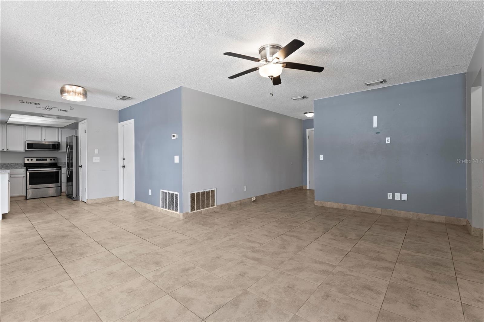 Image 7 of 34 For 5633 Marvell Avenue