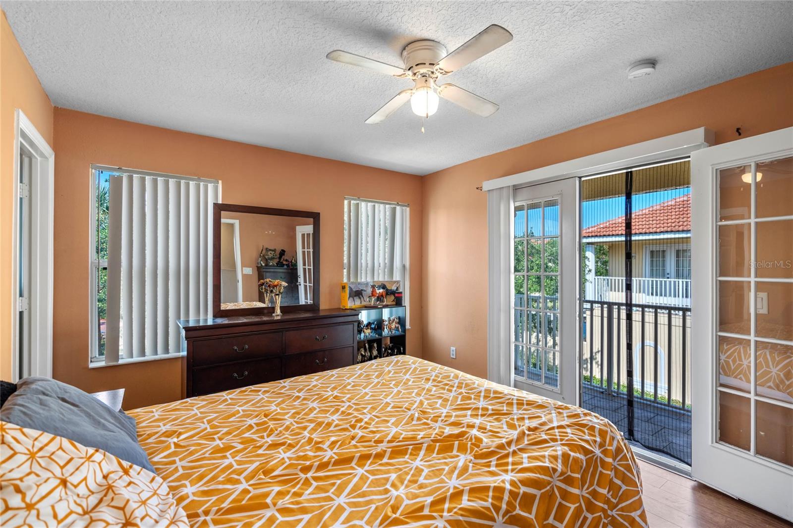 Image 18 of 28 For 4719 Hemingway House Street