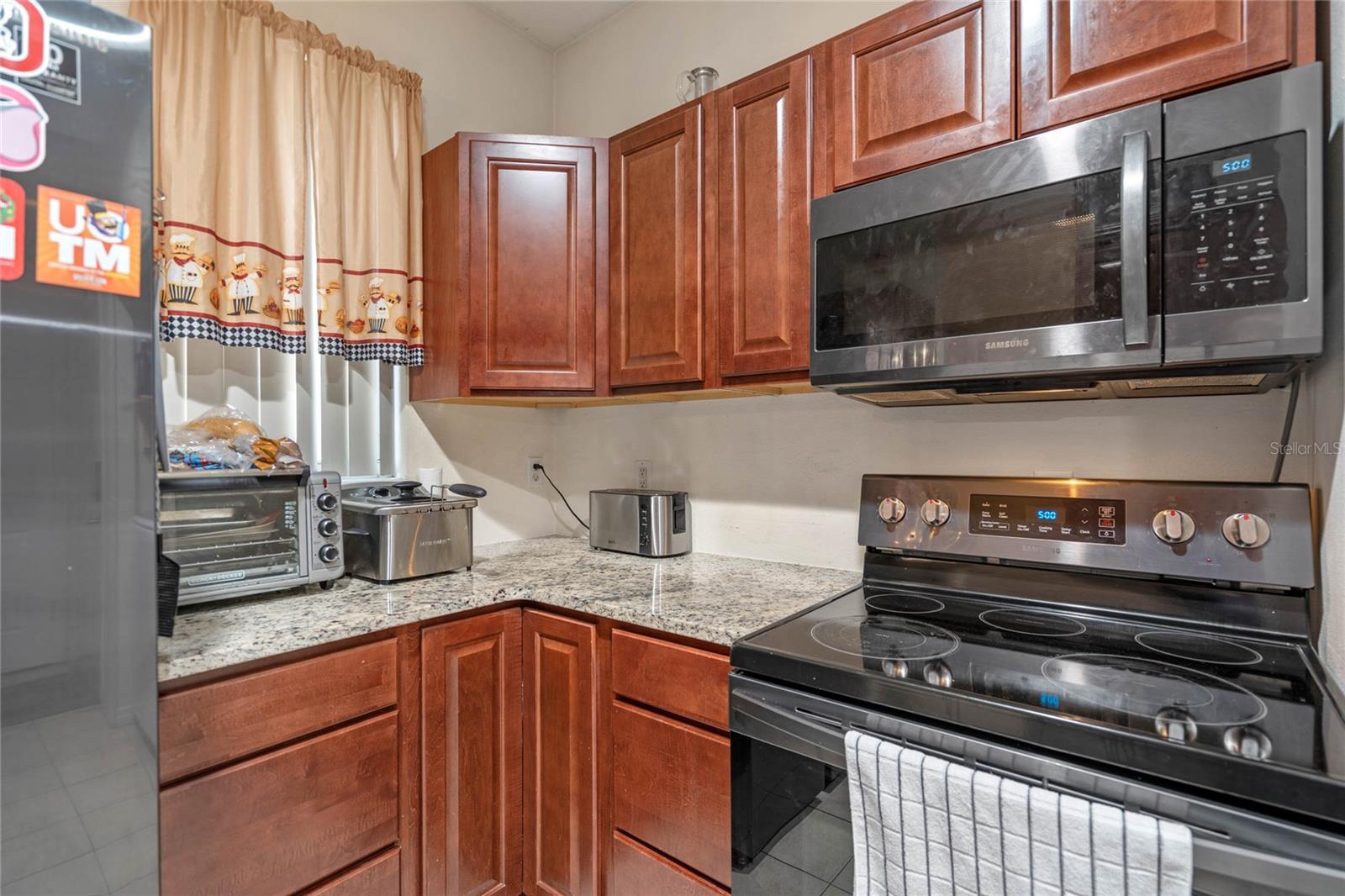 Image 9 of 28 For 4719 Hemingway House Street