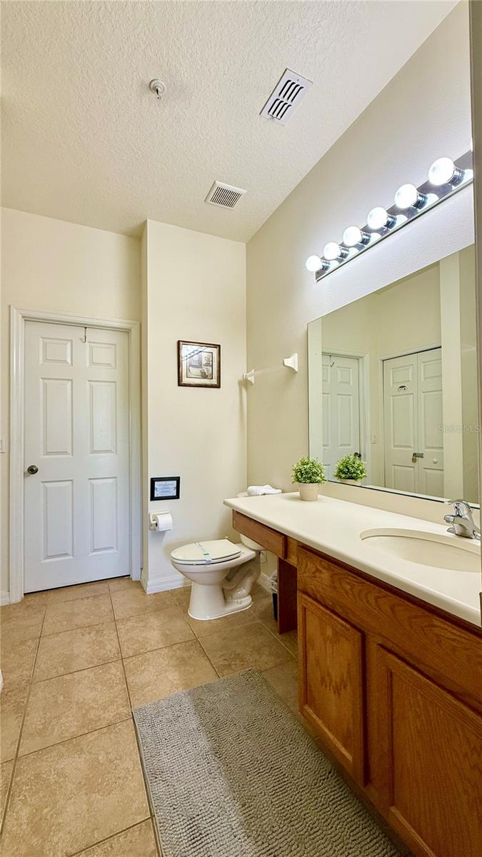 Image 15 of 38 For 2831 Oakwater Drive 2831