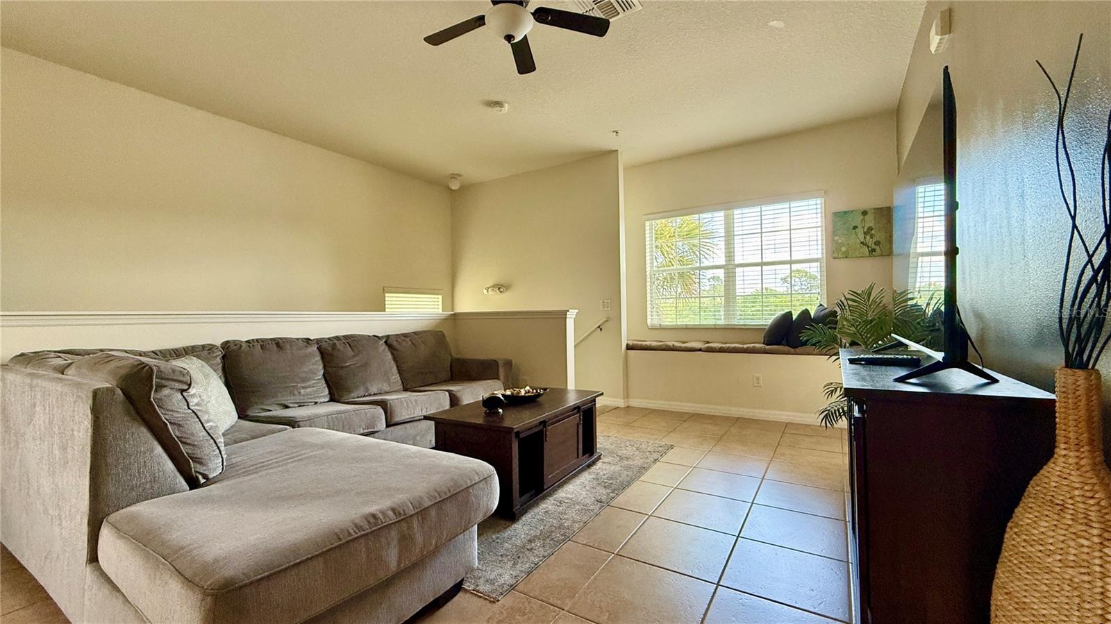 Image 6 of 38 For 2831 Oakwater Drive 2831